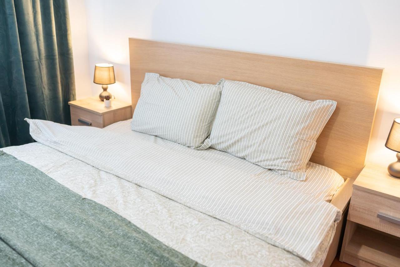 Spacious 2Br Dristor Apartment Букурещ Екстериор снимка